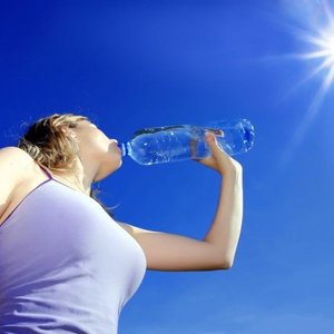 Почему врачи рекомендуют пить воду каждый день?